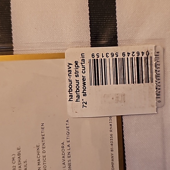 Kate Spade shower curtain - Picture 3 of 3
